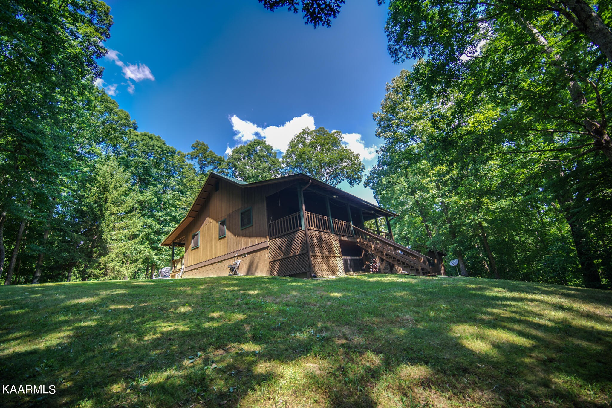 1283 Milo Webb Road Crossville, TN 38572 - Photo 1 of 34 Gallery Image 1