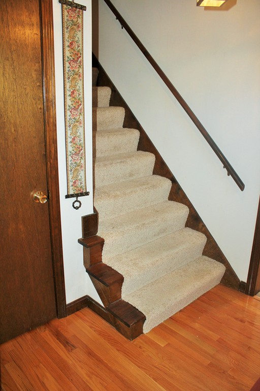 97 Laurel Road Wilbraham, MA 01095 - Photo 2 of 30 Gallery Image 2