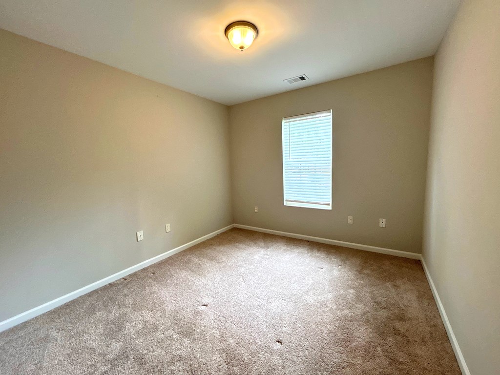322 Old Pond Road LaGrange, GA 30241 - Photo 17 of 24 Gallery Image 17