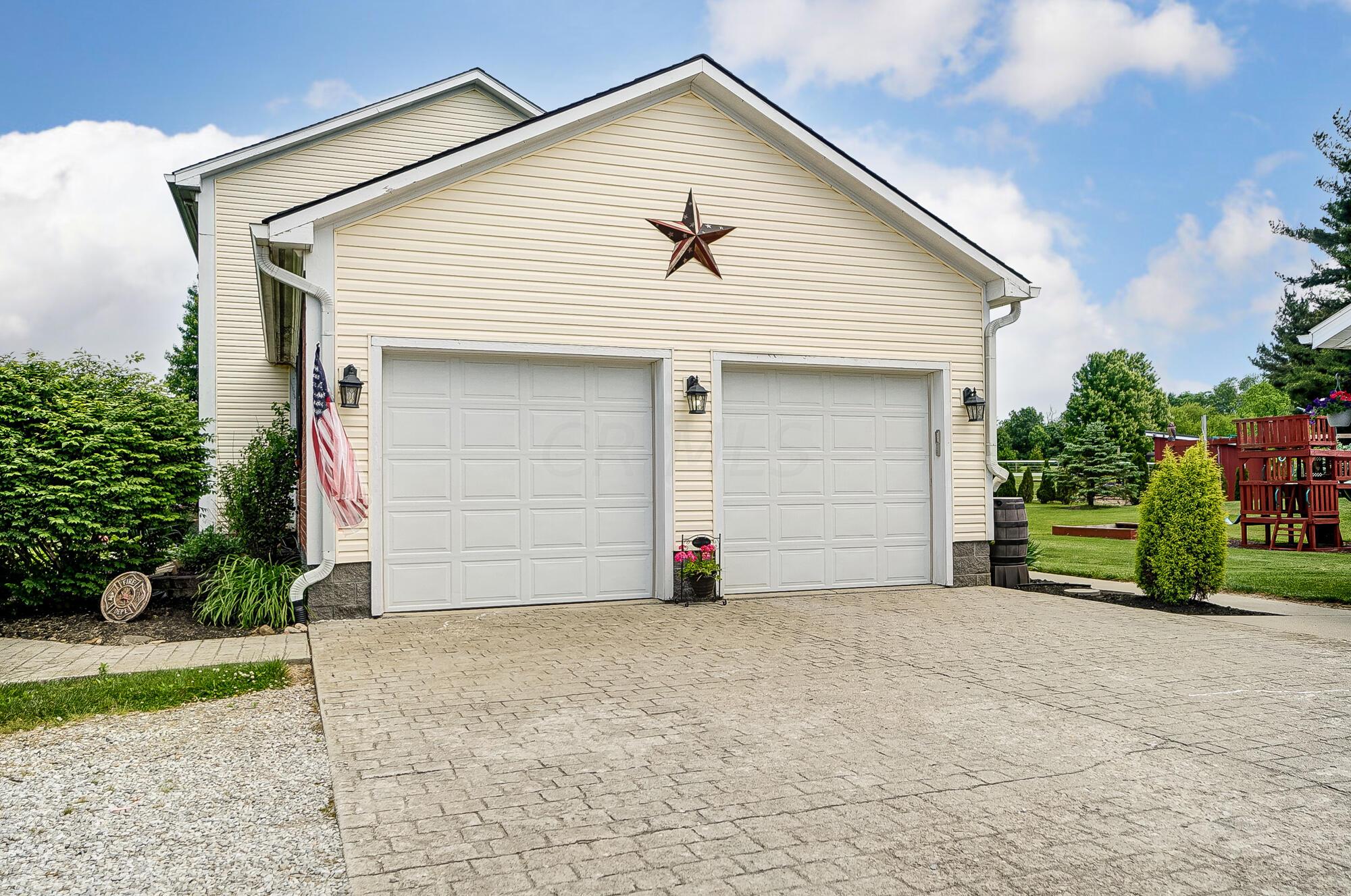 111 Auld Ridge Way Hebron, OH 43025 - Photo 26 of 62 Garage