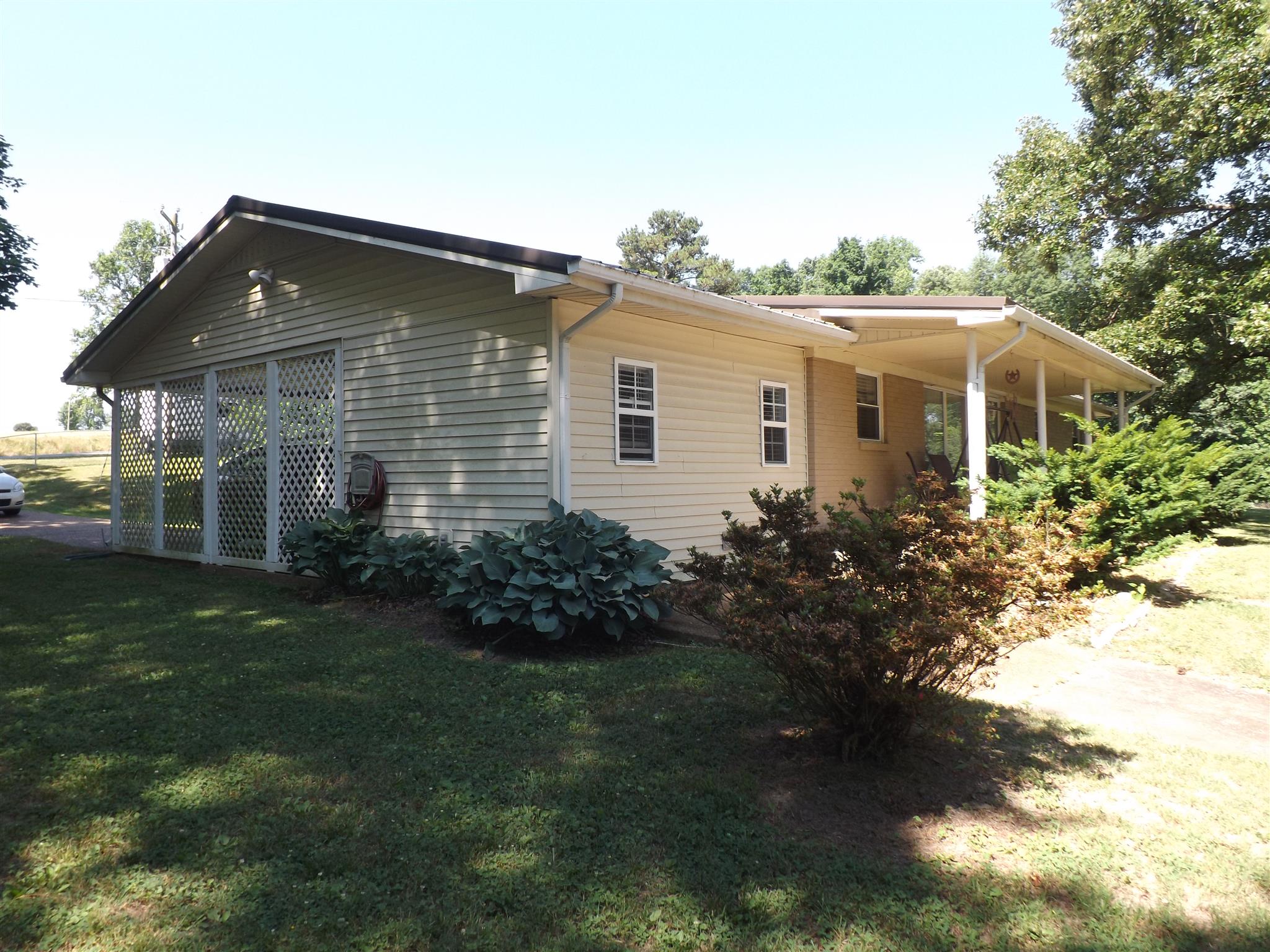 145 Henryville Road Ethridge, TN 38456 - Photo 3 of 17 Gallery Image 3