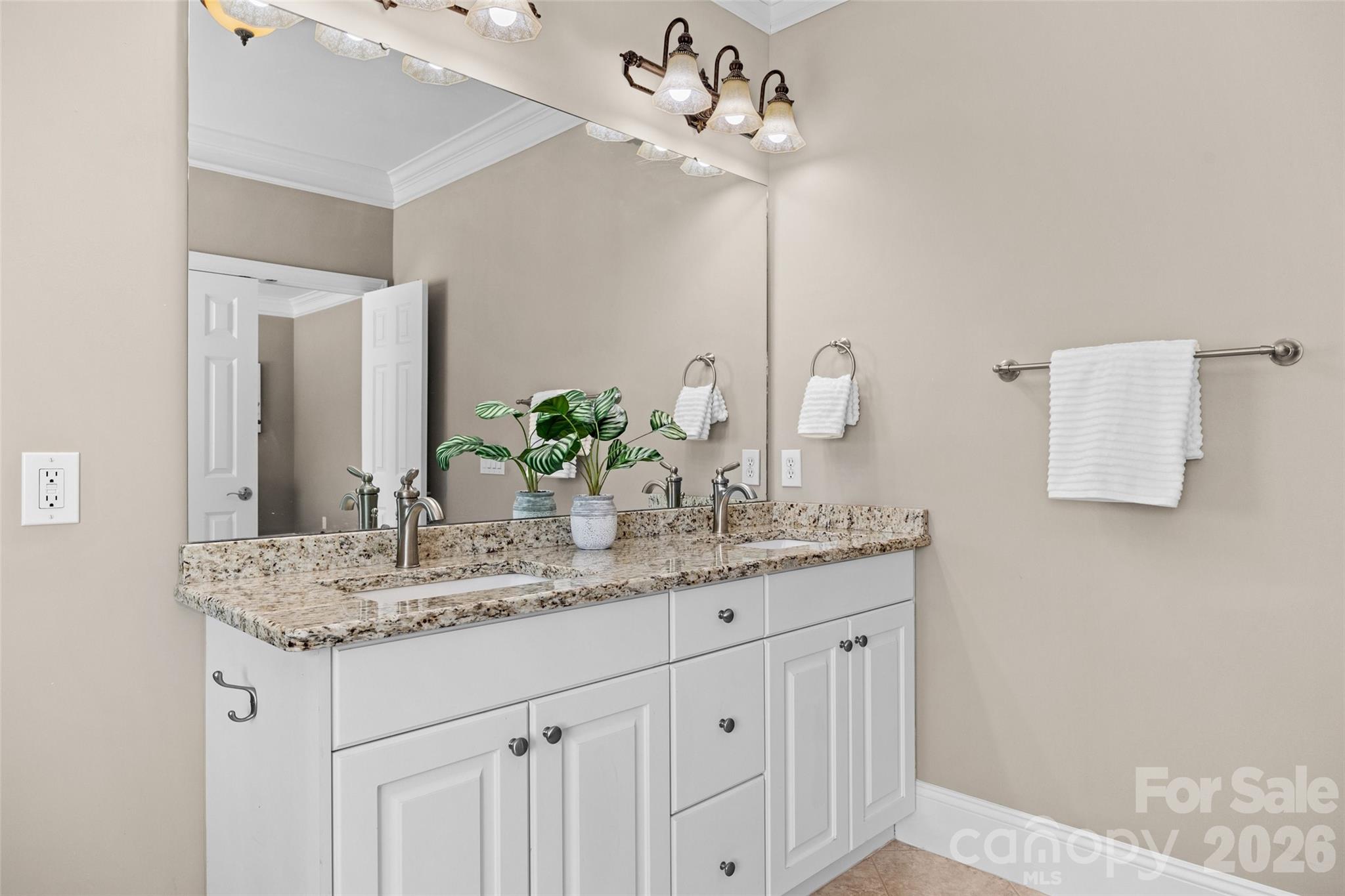617 Crosswater Lane Fort Mill, SC 29708 - Photo 32 of 44 Gallery Image 32