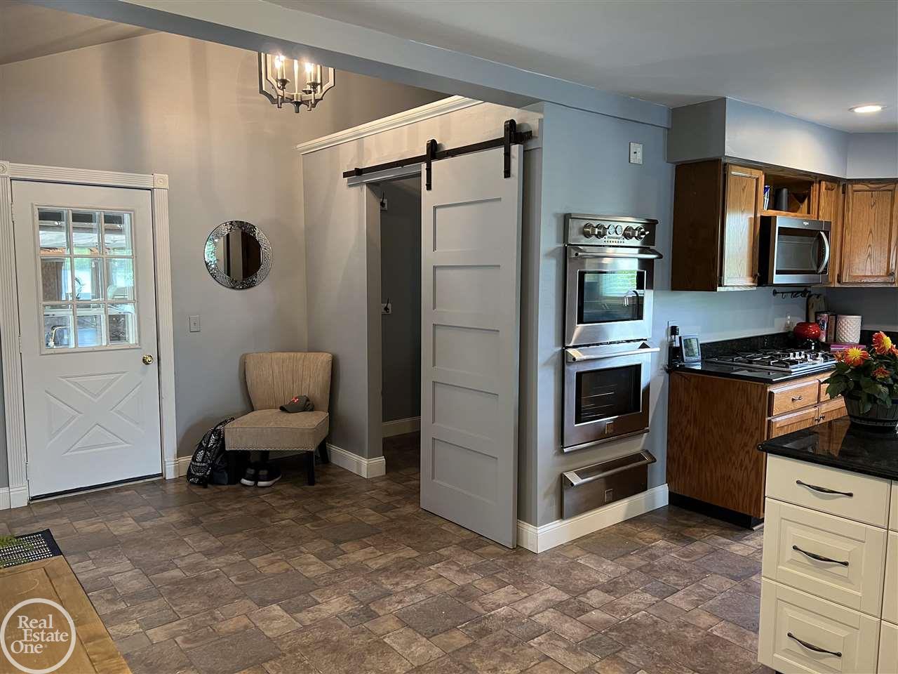 2629 Rubbins Road Howell, MI 48843 - Photo 31 of 63