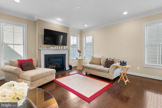 $770,000 | 14103 Byrne Park Drive, Clarksburg, MD 20871