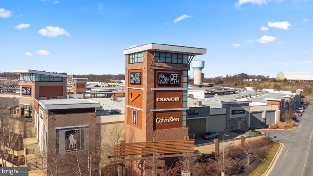 $770,000 | 14103 Byrne Park Drive, Clarksburg, MD 20871