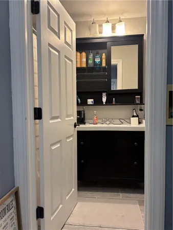 $2,600 | 18 Willow Court, Portsmouth, RI 02871