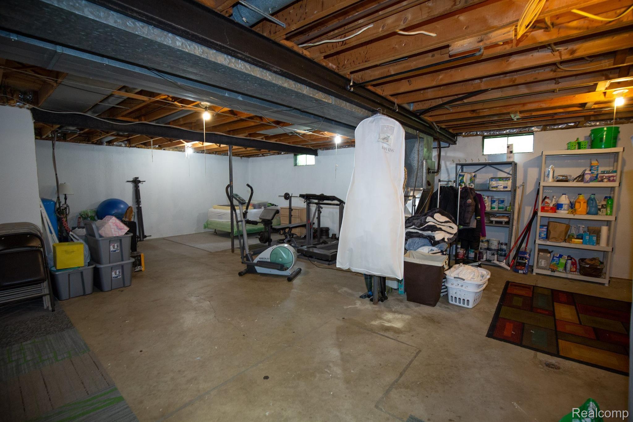9565 Colgate Clarkston, MI 48348 - Photo 26 of 39 IMG_7991.jpg