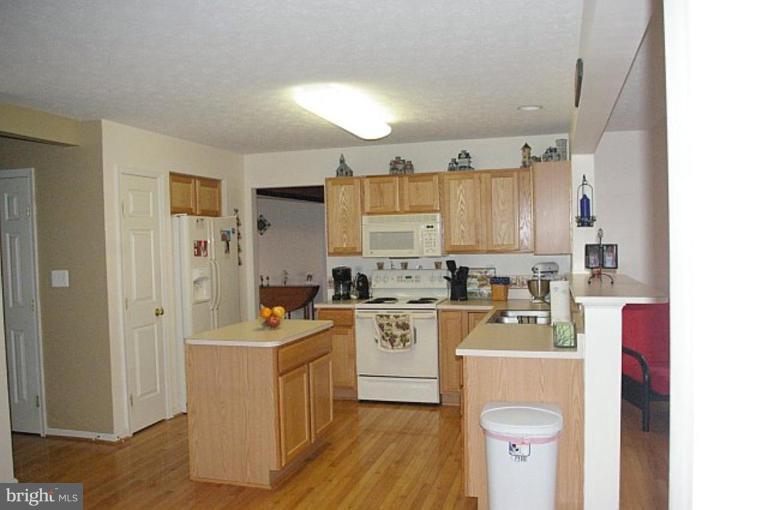 2 Lister Lane Ridgely, MD 21660 - Photo 13 of 18 Kitchen