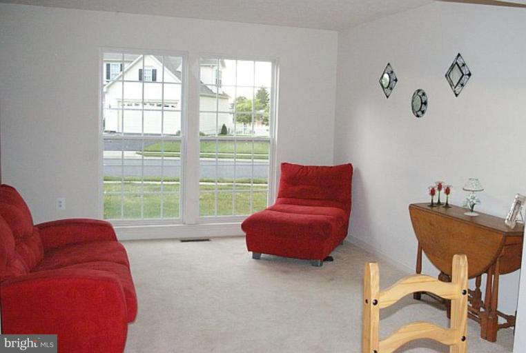 2 Lister Lane Ridgely, MD 21660 - Photo 16 of 18 Living Room
