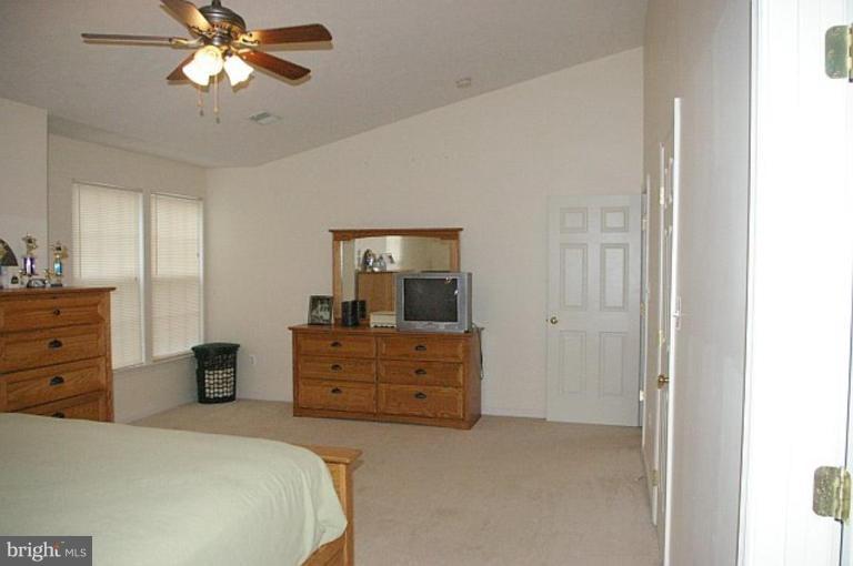 2 Lister Lane Ridgely, MD 21660 - Photo 6 of 18 Master Bedroom