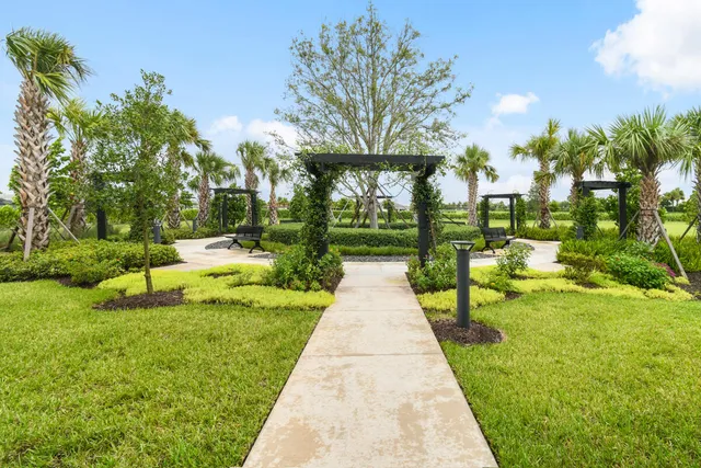 $368,500 | 13422 Southwest Brightside Way, Port St. Lucie, FL 34987