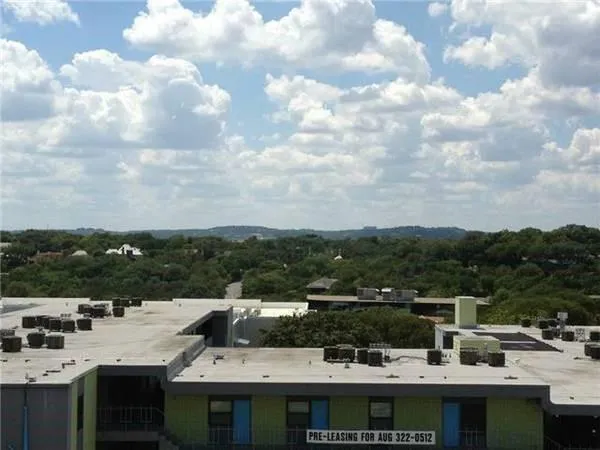 $2,800 | 2409 Leon Street, Unit 301, Austin, TX 78705