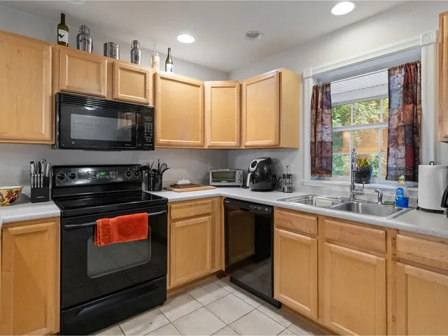 $399,000 | 11 Leclair Street, Winooski, VT 05404