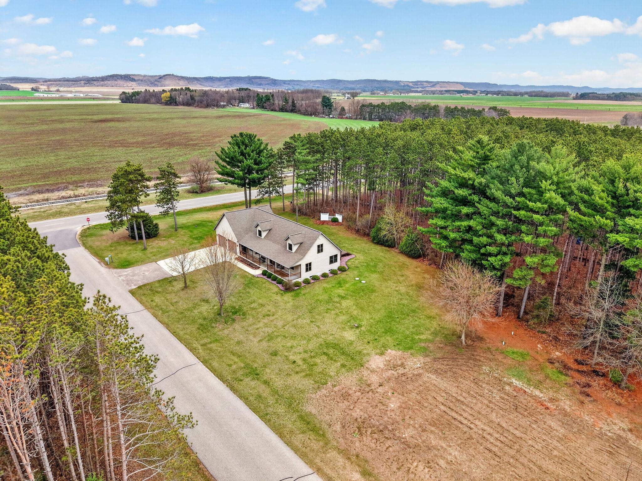 S12816 Monument Road Spring Green, WI 53588 - Photo 59 of 72