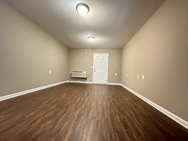 $815 | 161 Jack Miller Boulevard, Unit N, Clarksville, TN 37042