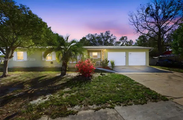 $289,000 | 2489 Adams Avenue, Deltona, FL 32738