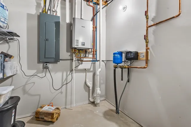 $850,000 | W5066 West Long Lake Road, Waupaca, WI 54981