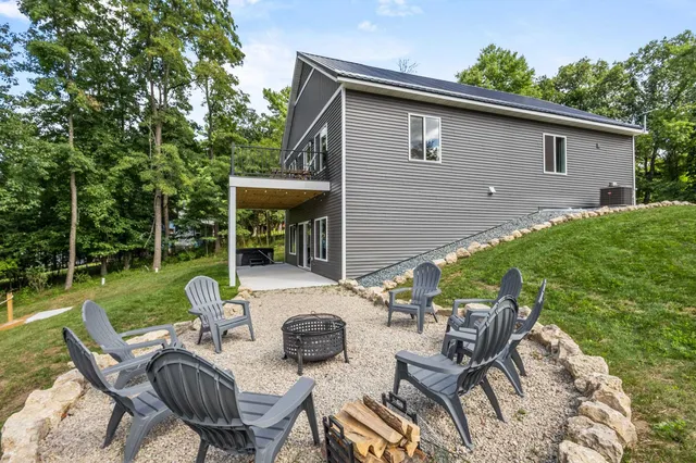 $850,000 | W5066 West Long Lake Road, Waupaca, WI 54981