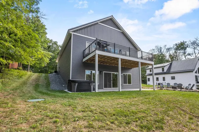 $850,000 | W5066 West Long Lake Road, Waupaca, WI 54981