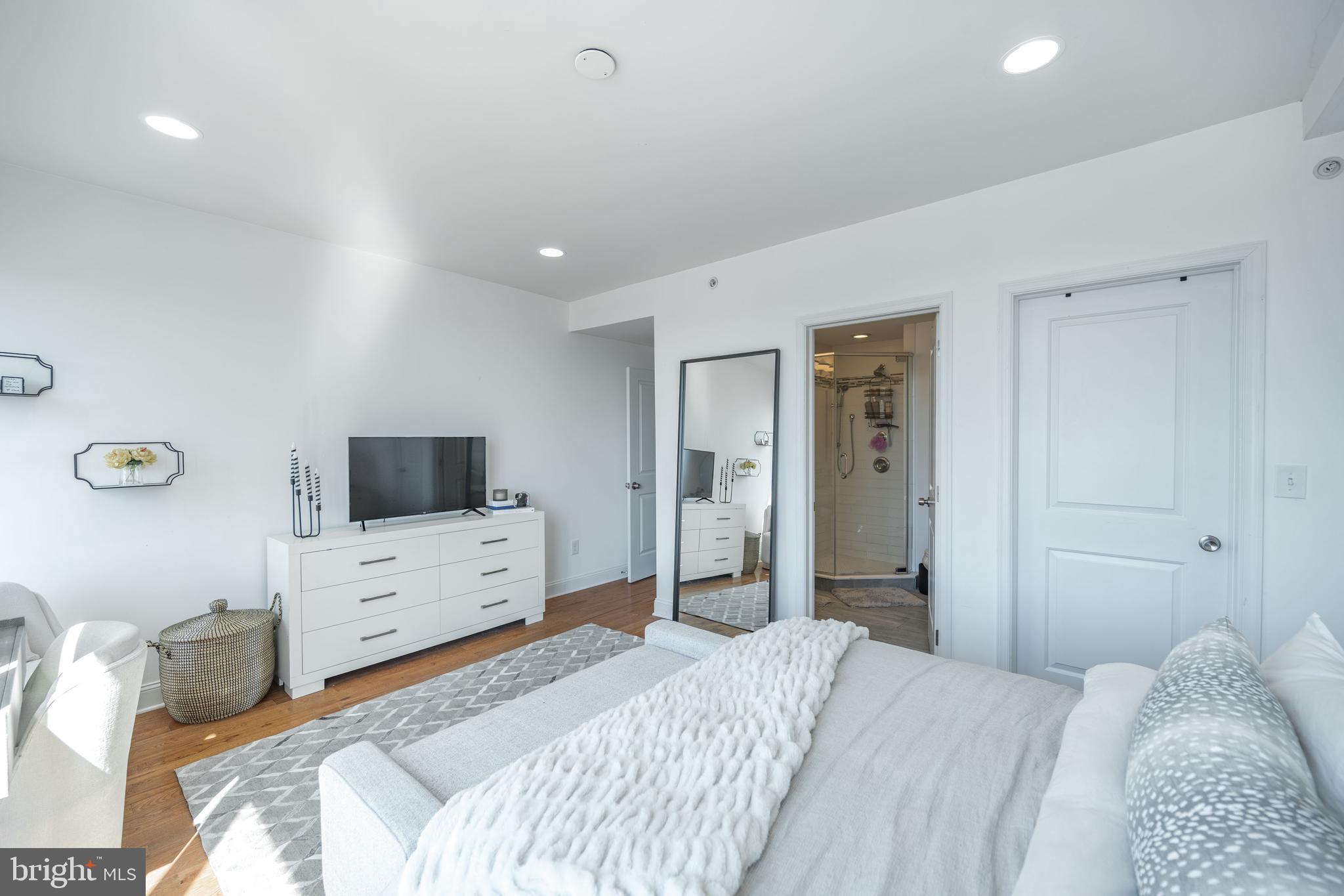 4066 Manayunk Avenue Philadelphia, PA 19128 - Photo 32 of 45