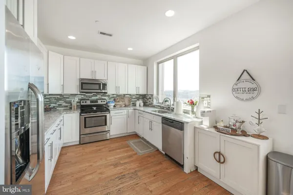 $4,995 | 4066 Manayunk Avenue, Philadelphia, PA 19128