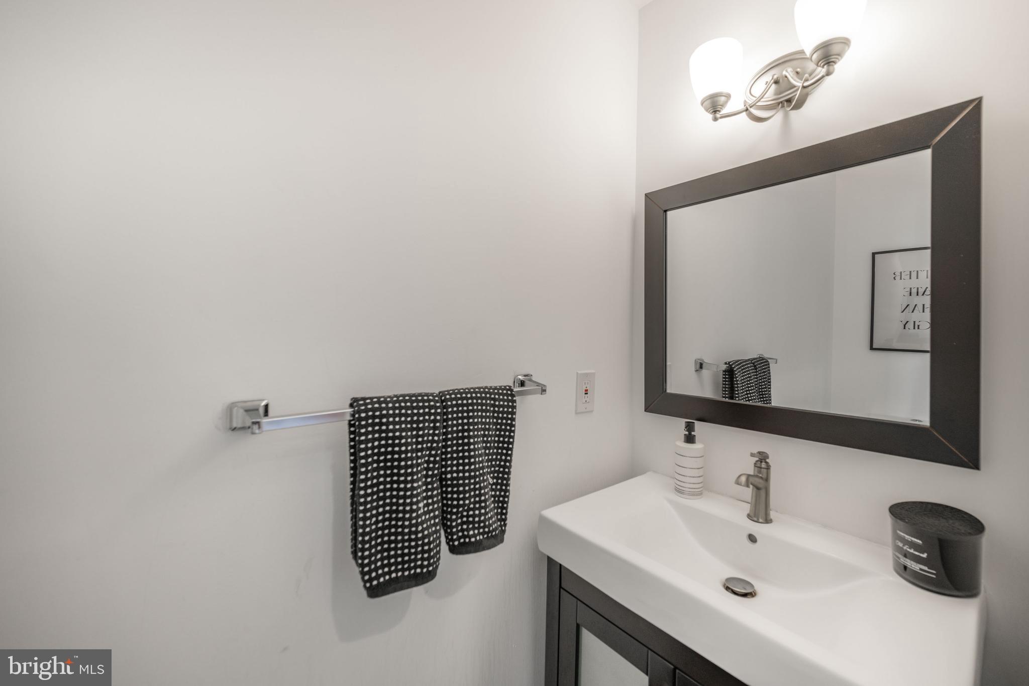 4066 Manayunk Avenue Philadelphia, PA 19128 - Photo 9 of 45