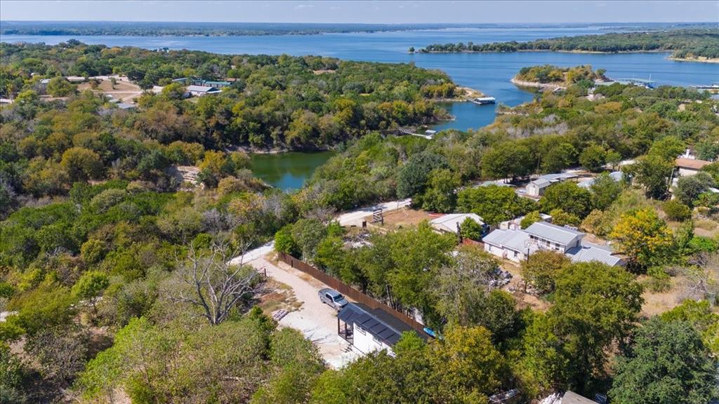 202 Choctaw Trail Whitney, TX 76692 - Photo 2 of 22