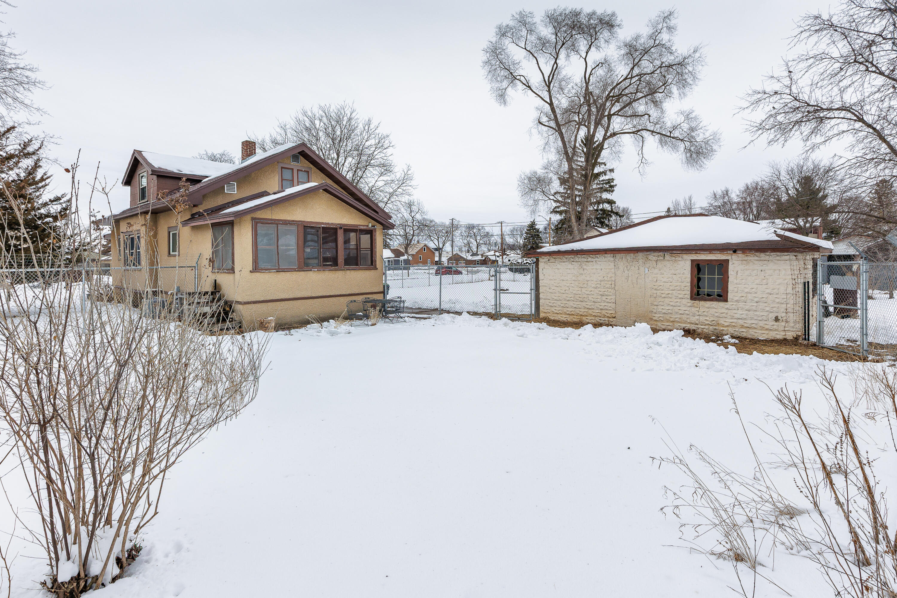 2830 Harvey Street La Crosse, WI 54603 - Photo 23 of 27 Backyard