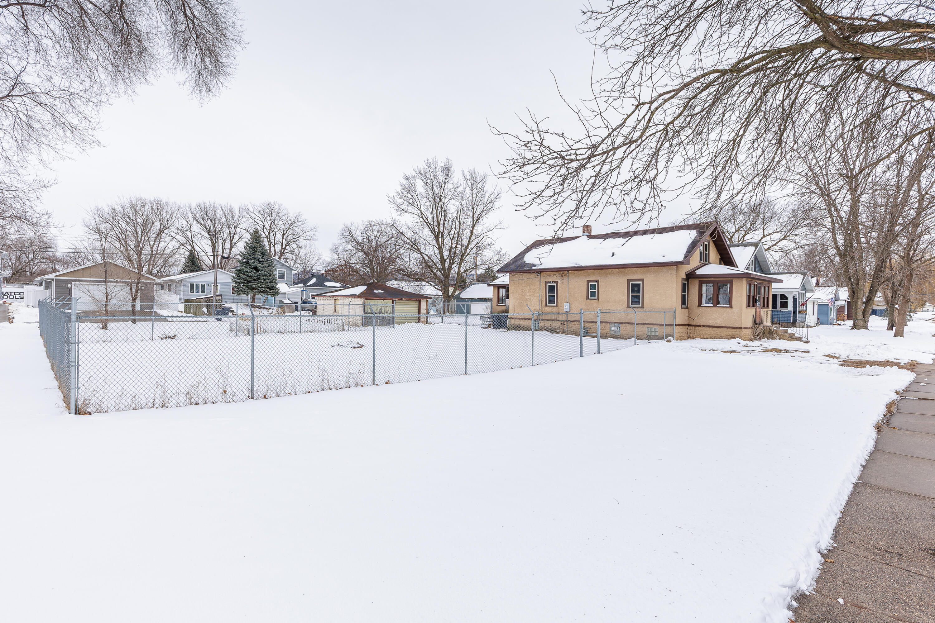 2830 Harvey Street La Crosse, WI 54603 - Photo 2 of 27 Additional Lot