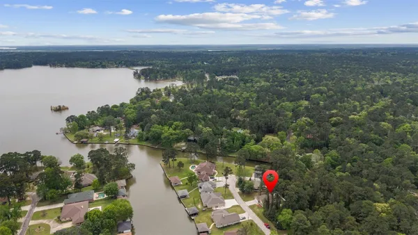 $289,500 | 42 Trail Lake, Trinity, TX 75862