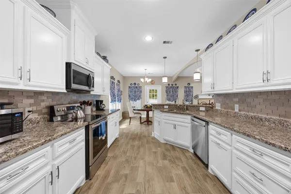 $289,500 | 42 Trail Lake, Trinity, TX 75862