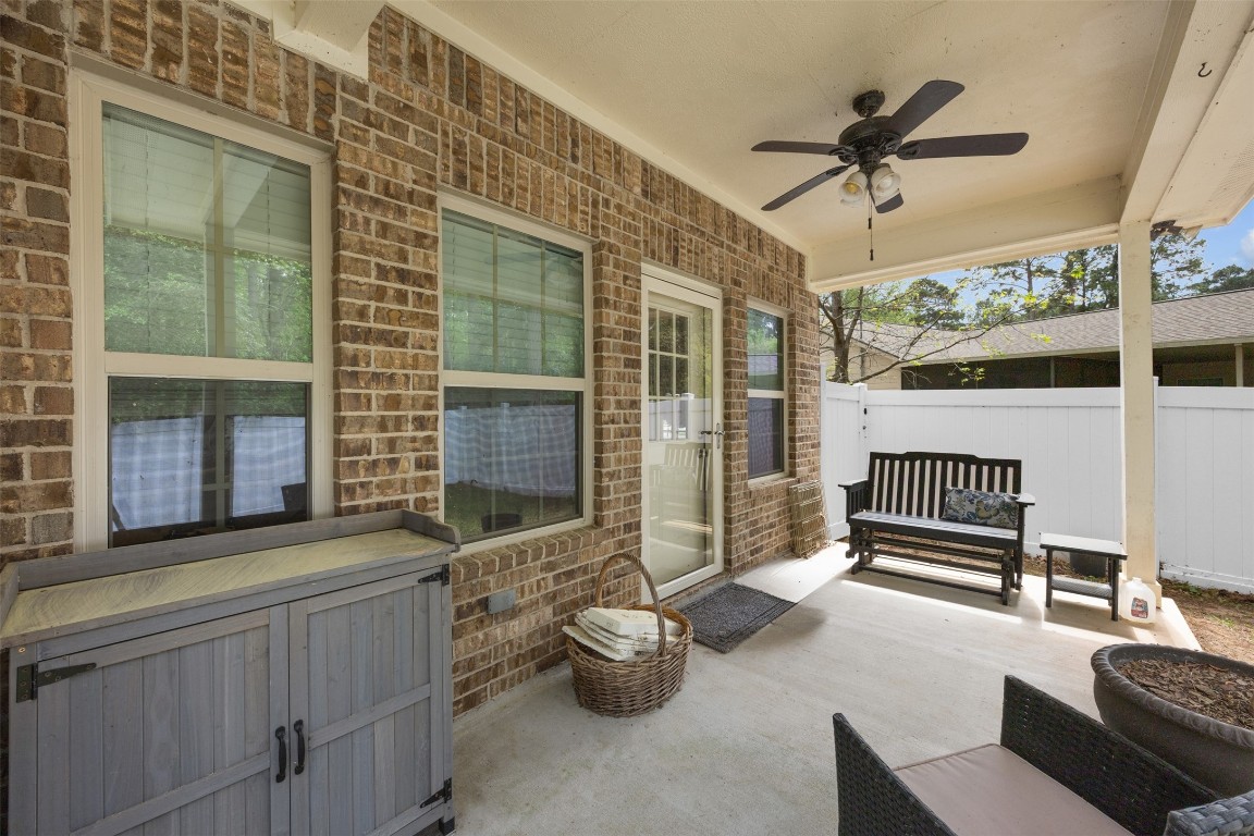 42 Trail Lake Trinity, TX 75862 - Photo 26 of 50 a balcony with couch