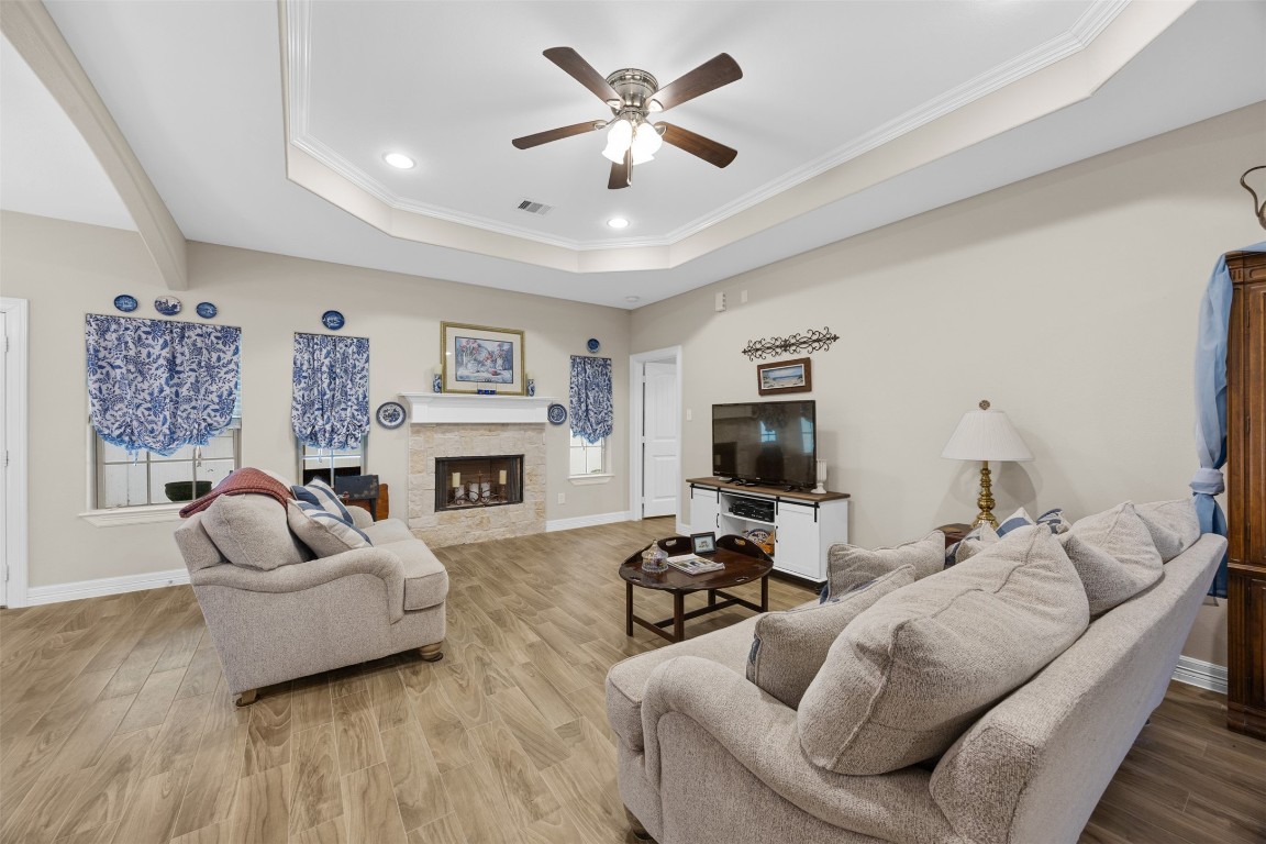 42 Trail Lake Trinity, TX 75862 - Photo 8 of 50 a living room with furniture and a flat screen tv