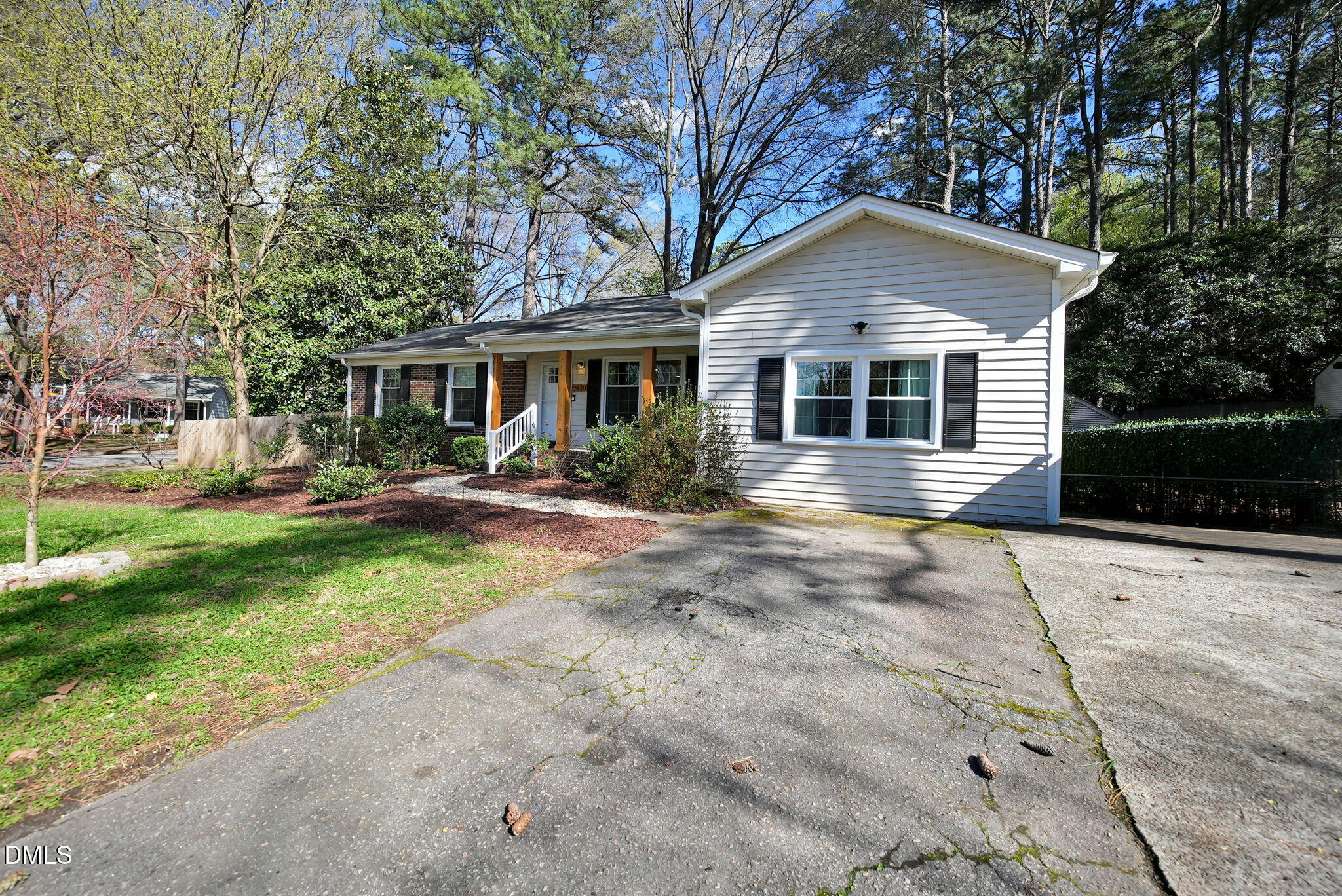 5920 Whittier Drive Raleigh, NC 27609 - Photo 2 of 51 5-web-or-mls-DSC06642