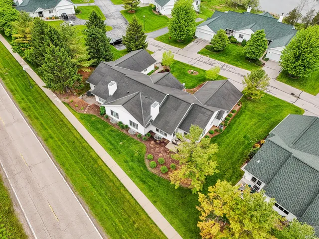 $749,800 | 522 Otto Way, Elkhart Lake, WI 53020