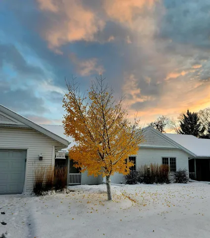 $749,800 | 522 Otto Way, Elkhart Lake, WI 53020