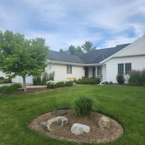 $749,800 | 522 Otto Way, Elkhart Lake, WI 53020