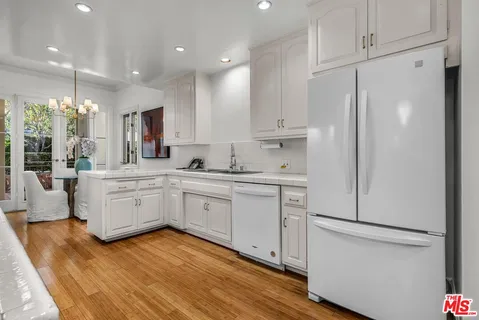 $2,995,000 | 10126 Empyrean Way, Unit 102, Los Angeles, CA 90067