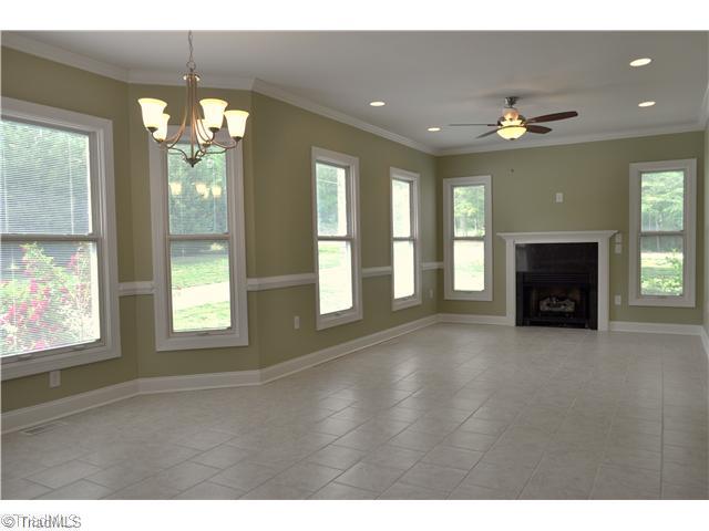 2500 Lakes Edge High Point High Point, NC 27265 - Photo 8 of 16 Kitchen. Siitting area with gas fireplace, bay window