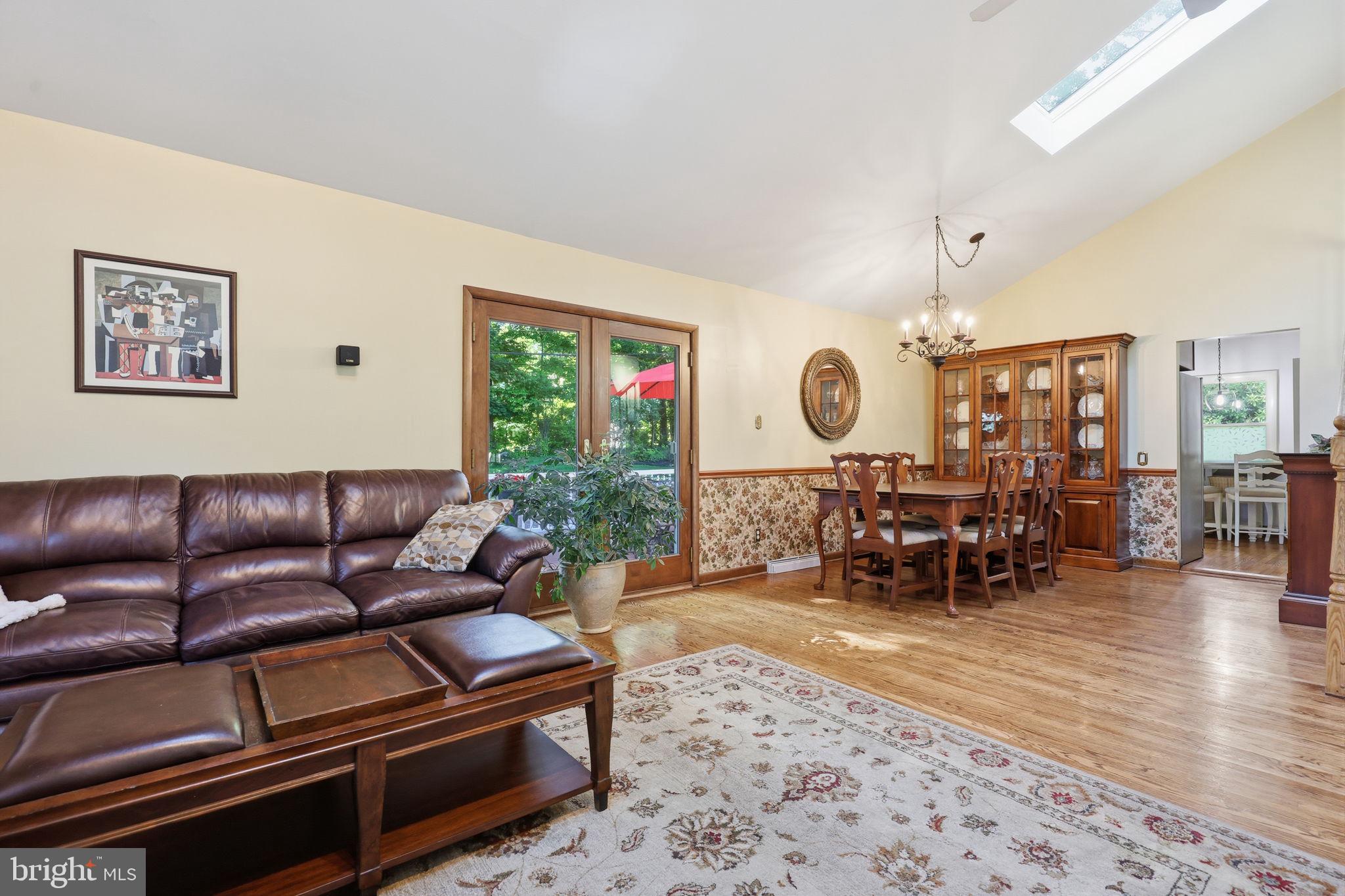 186 Windmill Road Willow Grove, PA 19090 - Photo 13 of 39 Gallery Image 13