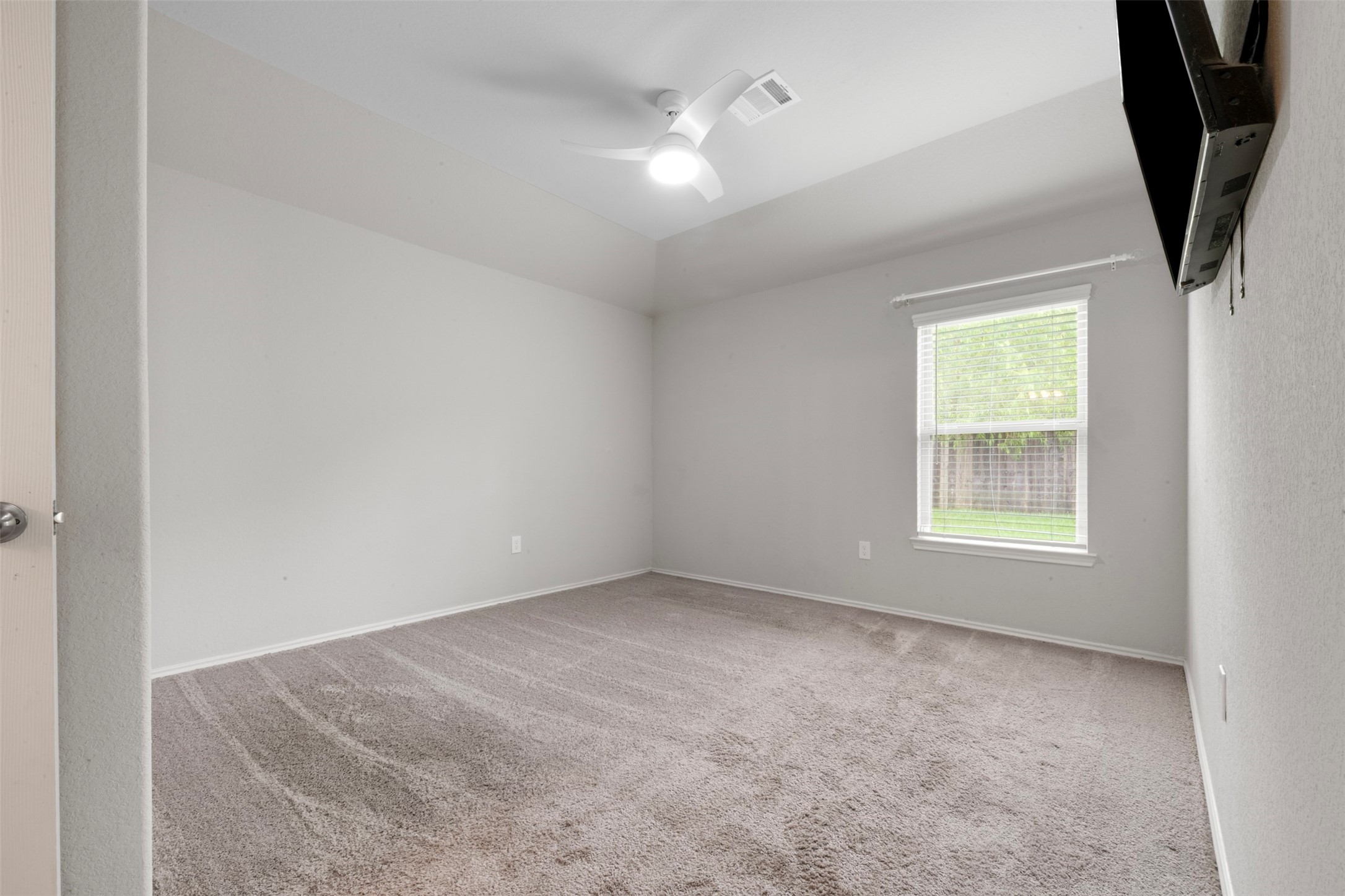 10061 Spring Creek Road Cleveland, TX 77327 - Photo 15 of 27