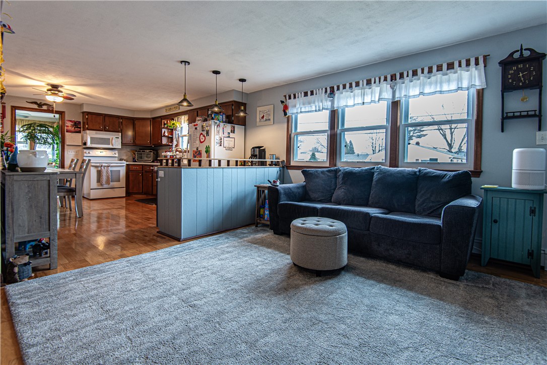 45 Thibeault Avenue Woonsocket, RI 02895 - Photo 4 of 35