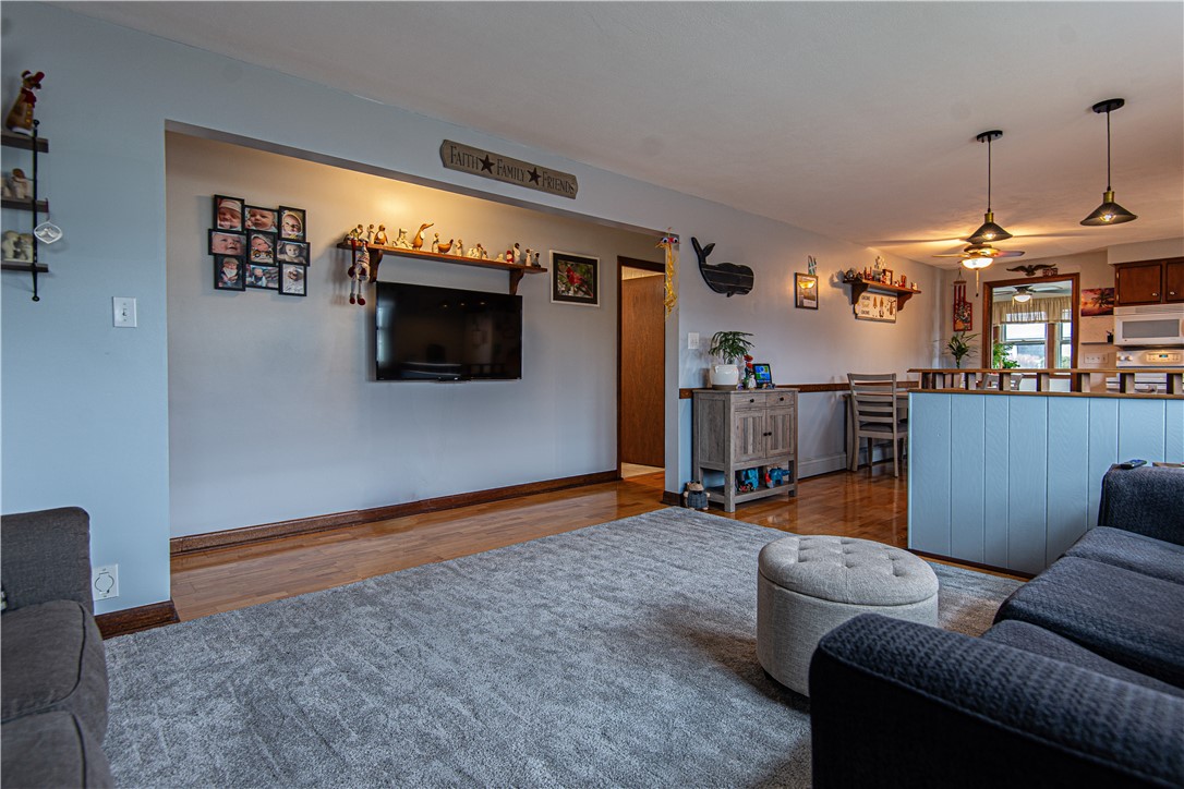 45 Thibeault Avenue Woonsocket, RI 02895 - Photo 5 of 35