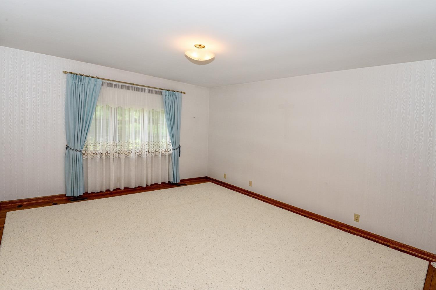 7020 Weiss Road Cincinnati, OH 45247 - Photo 18 of 39