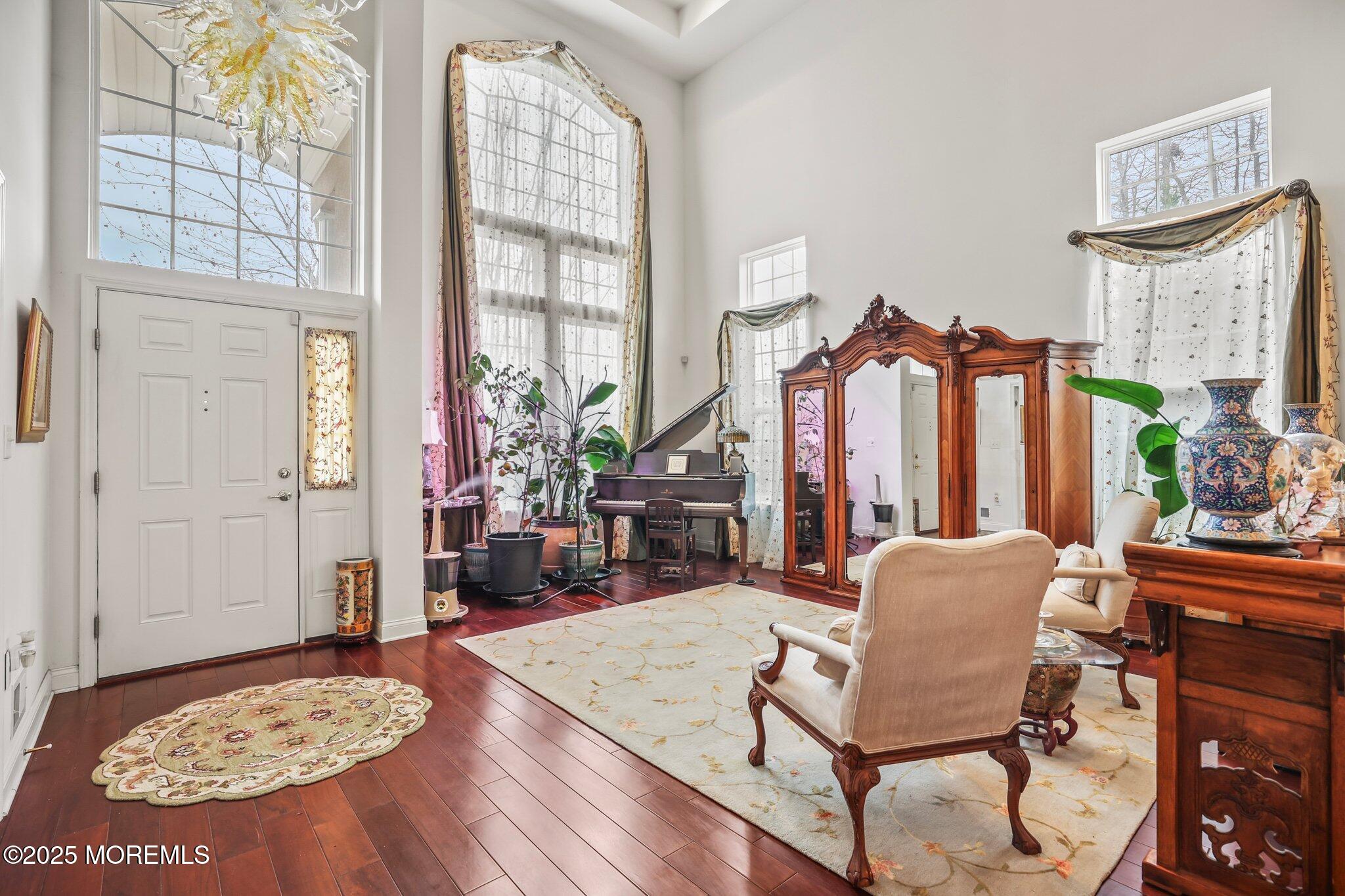 7-web-or-mls-LPM_8829