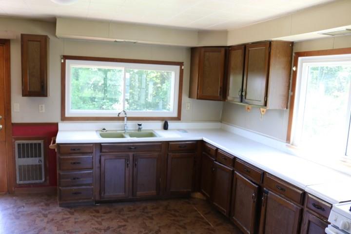 1395 Ridge Road Apollo, PA 15613 - Photo 6 of 10