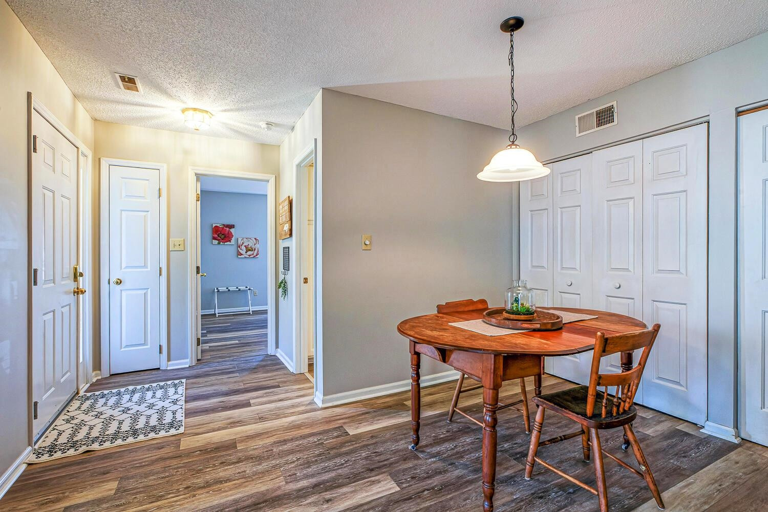 2821 Edridge Court, Unit 202 Raleigh, NC 27607 - Photo 6 of 30 Photo 6