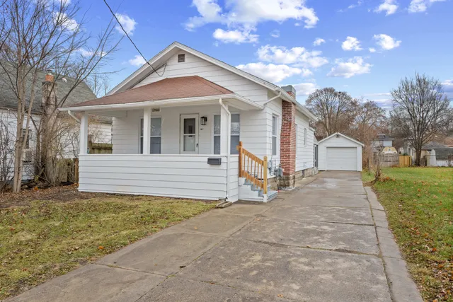 $114,900 | 1703 Linval Street, Lansing, MI 48910