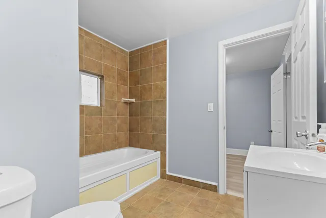 $114,900 | 1703 Linval Street, Lansing, MI 48910