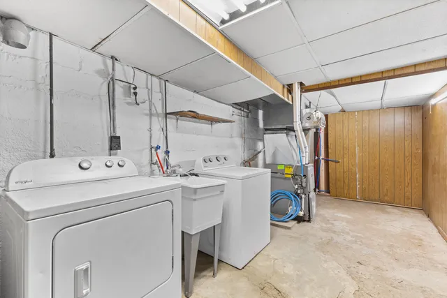 $114,900 | 1703 Linval Street, Lansing, MI 48910